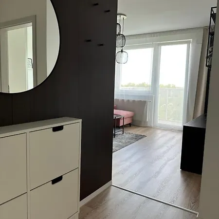 شقة 2 Apartment, New Building, Near Airport, Ovocne Sady, براتسيلافا