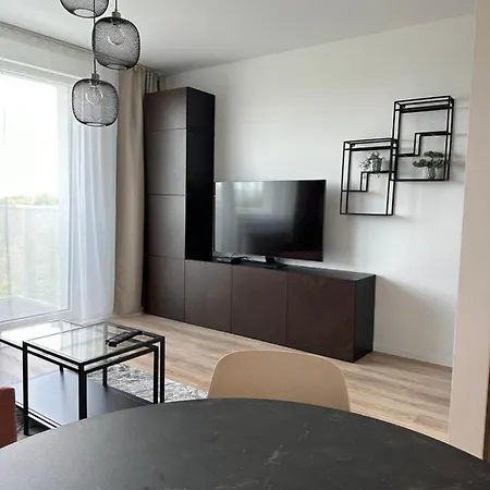 2 Apartment, New Building, Near Airport, Ovocne Sady, * براتسيلافا